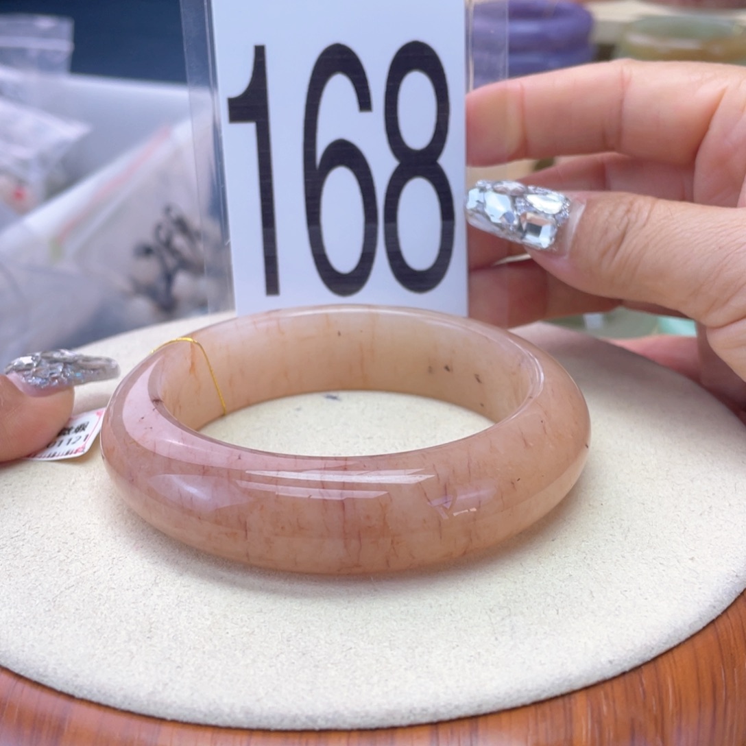 石英质玉未镶嵌手镯62圈