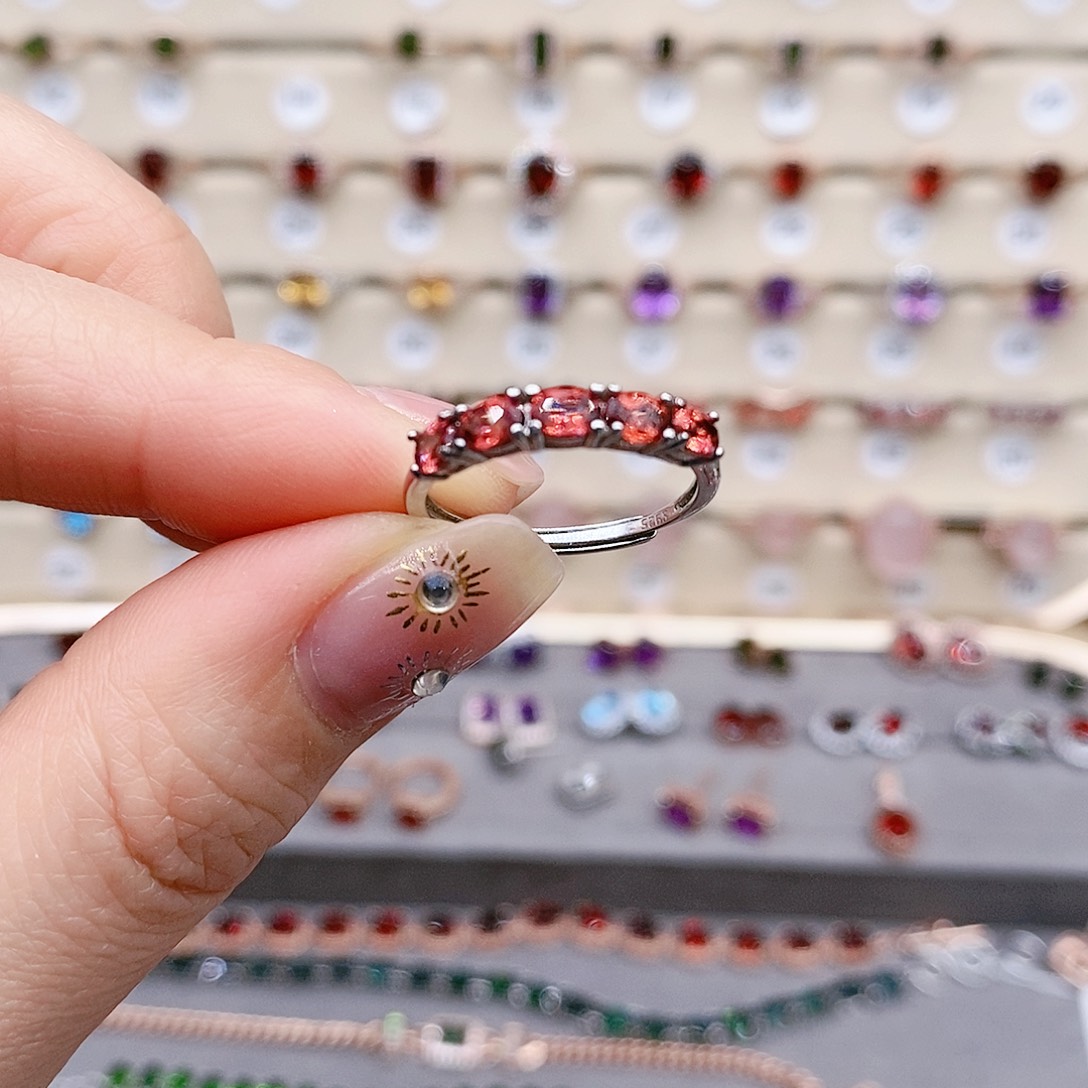 石榴石戒指银S925镶嵌戒指