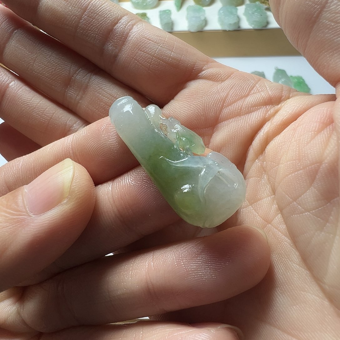 定制翡翠未镶嵌竹节