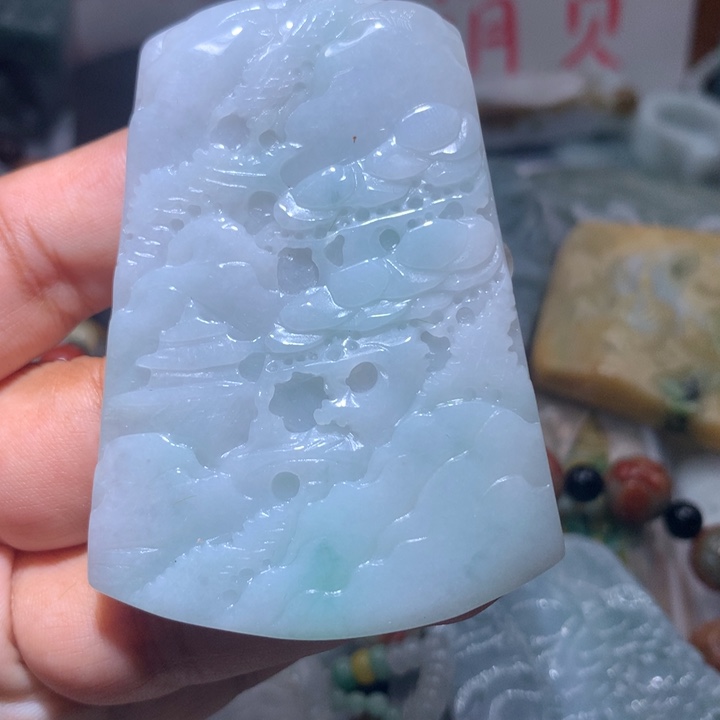 翡翠未镶嵌颈饰保真天然A货翡翠