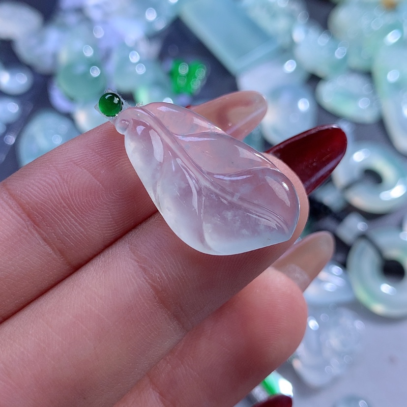 【闪购商品】翡翠颈饰未镶嵌缅甸