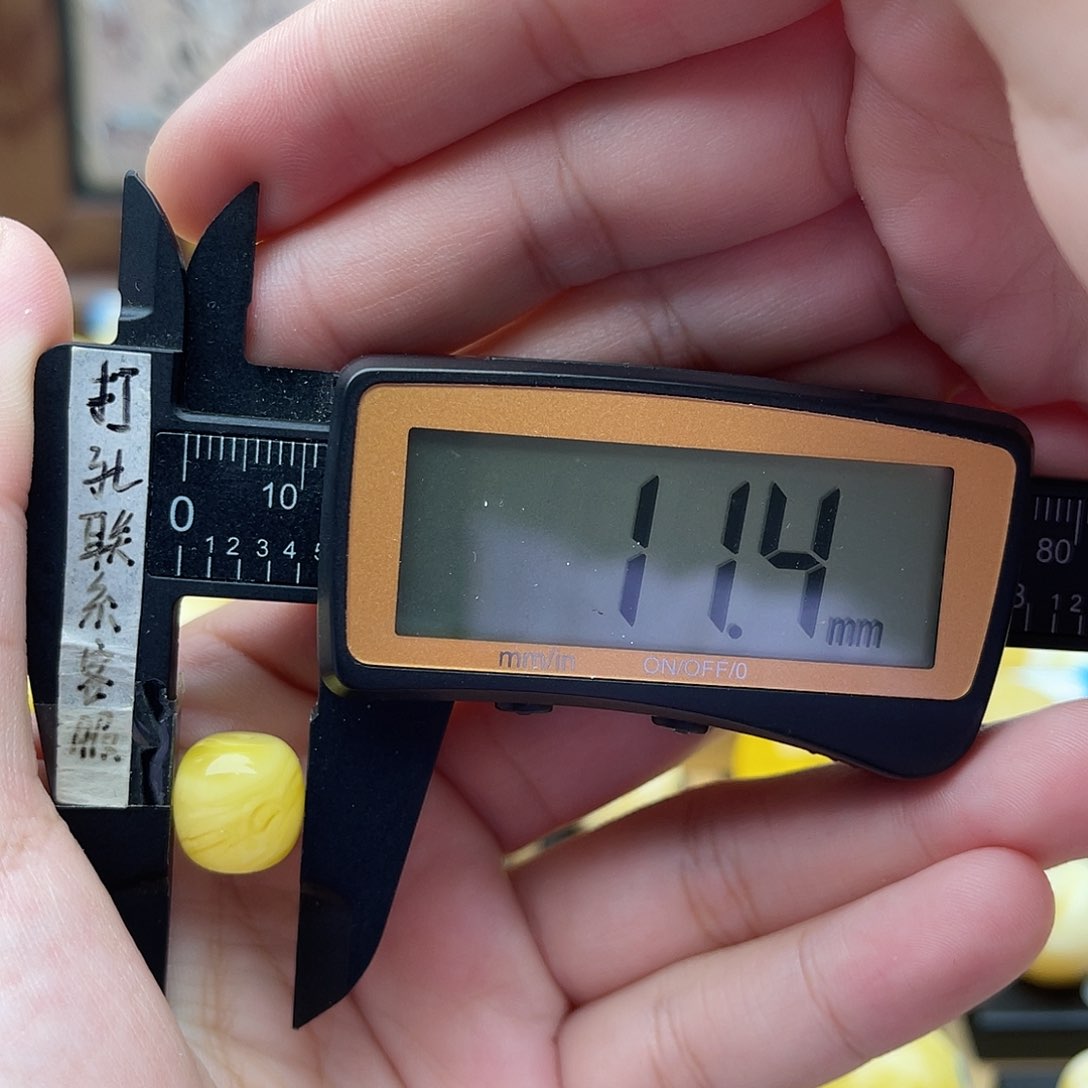 裸石琥珀未镶嵌蜜蜡老型梦