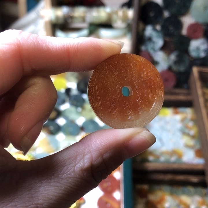 岫玉岫玉挂件未镶嵌