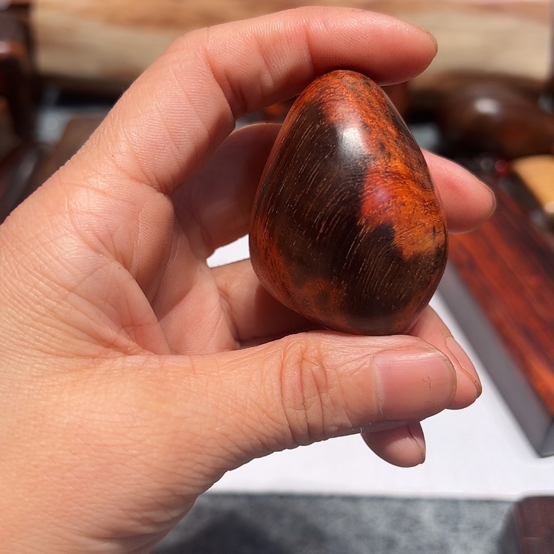 交趾黄檀（大红酸枝）晨**光