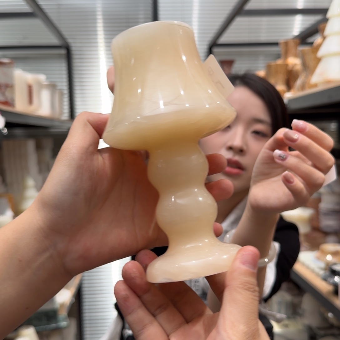 大理石r76。   关机。