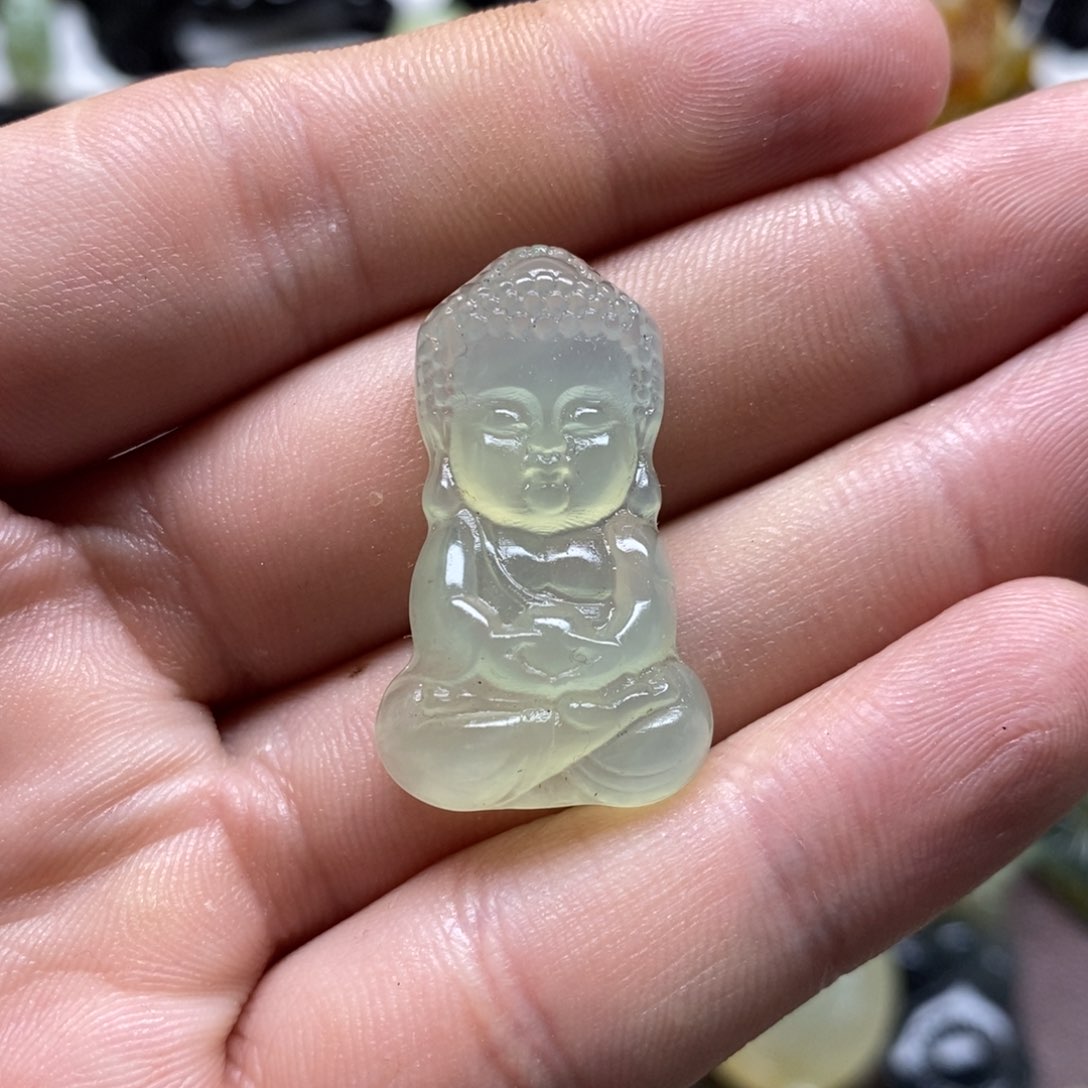 岫玉宝宝佛吊坠未镶嵌