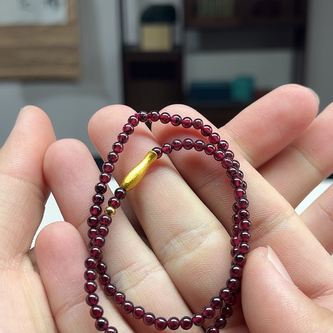 石榴石手链未镶嵌