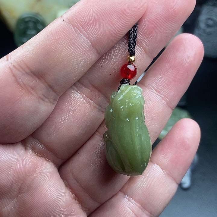 和田玉（糖玉）未镶嵌颈饰