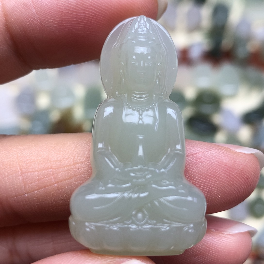 和田玉未镶嵌颈饰