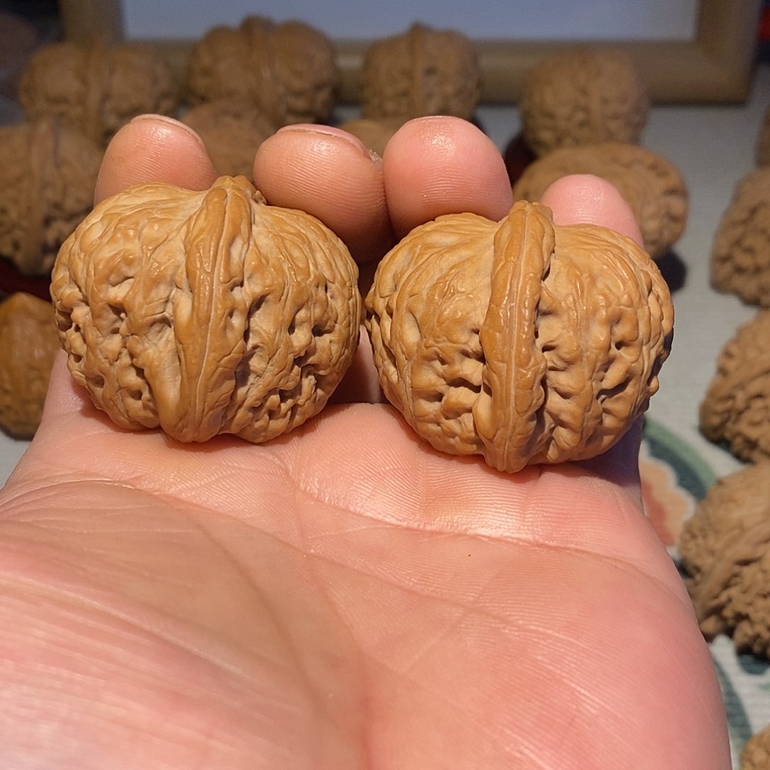 文玩核桃把件西***?41平谷元宝