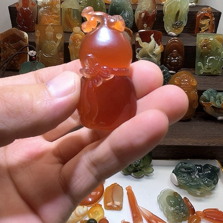 国石岫玉.葫芦.吊坠