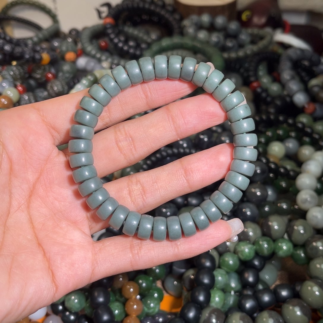 和田玉手链未镶嵌