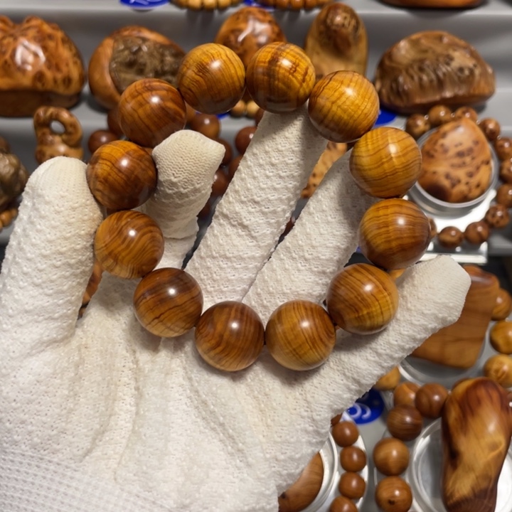 心***阳柏木太行崖柏香料陈华黑油满水波闪，2.0收藏款