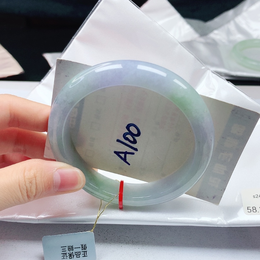 【闪购商品】翡翠手镯未镶嵌天然缅甸a货手镯58+