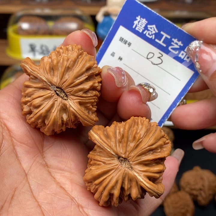 文玩核桃吊坠40全品四座楼