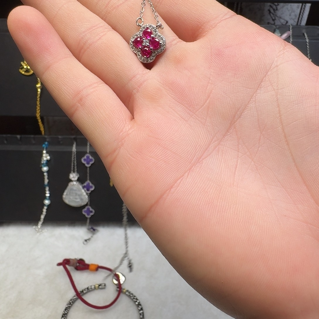 足银皮质四叶草项链红