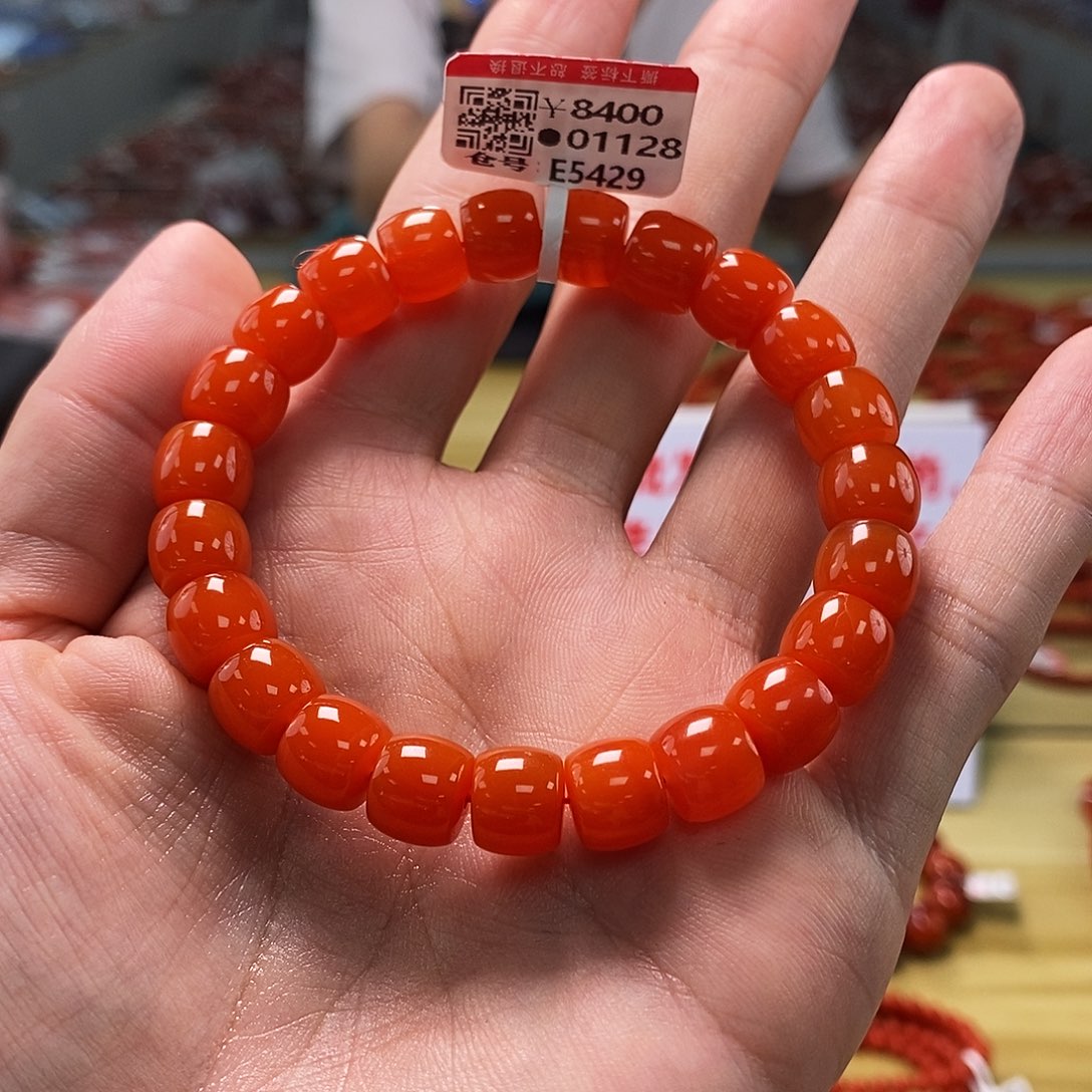 南红玛瑙云端   9+mm  多样性发一未镶嵌