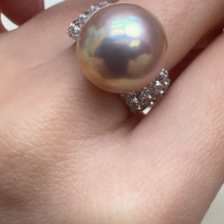 拼合珍珠（马贝珠）戒圈18K金镶嵌