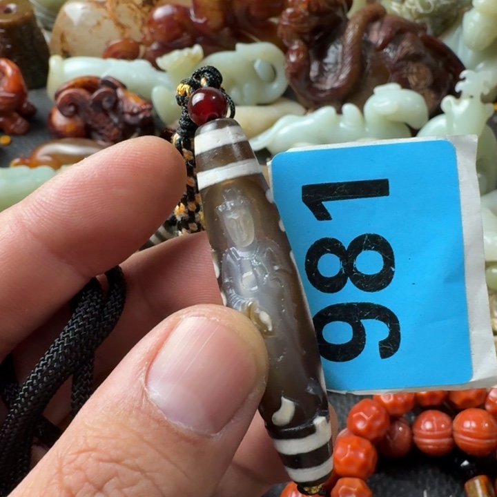 玛瑙/玉髓颈饰合金