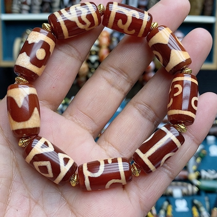 玛瑙/玉髓颈饰合金