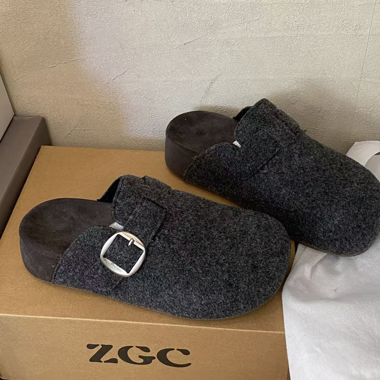 韩版简约格雷系毛呢包头拖加绒保暖厚底一脚蹬勃肯鞋秋冬季