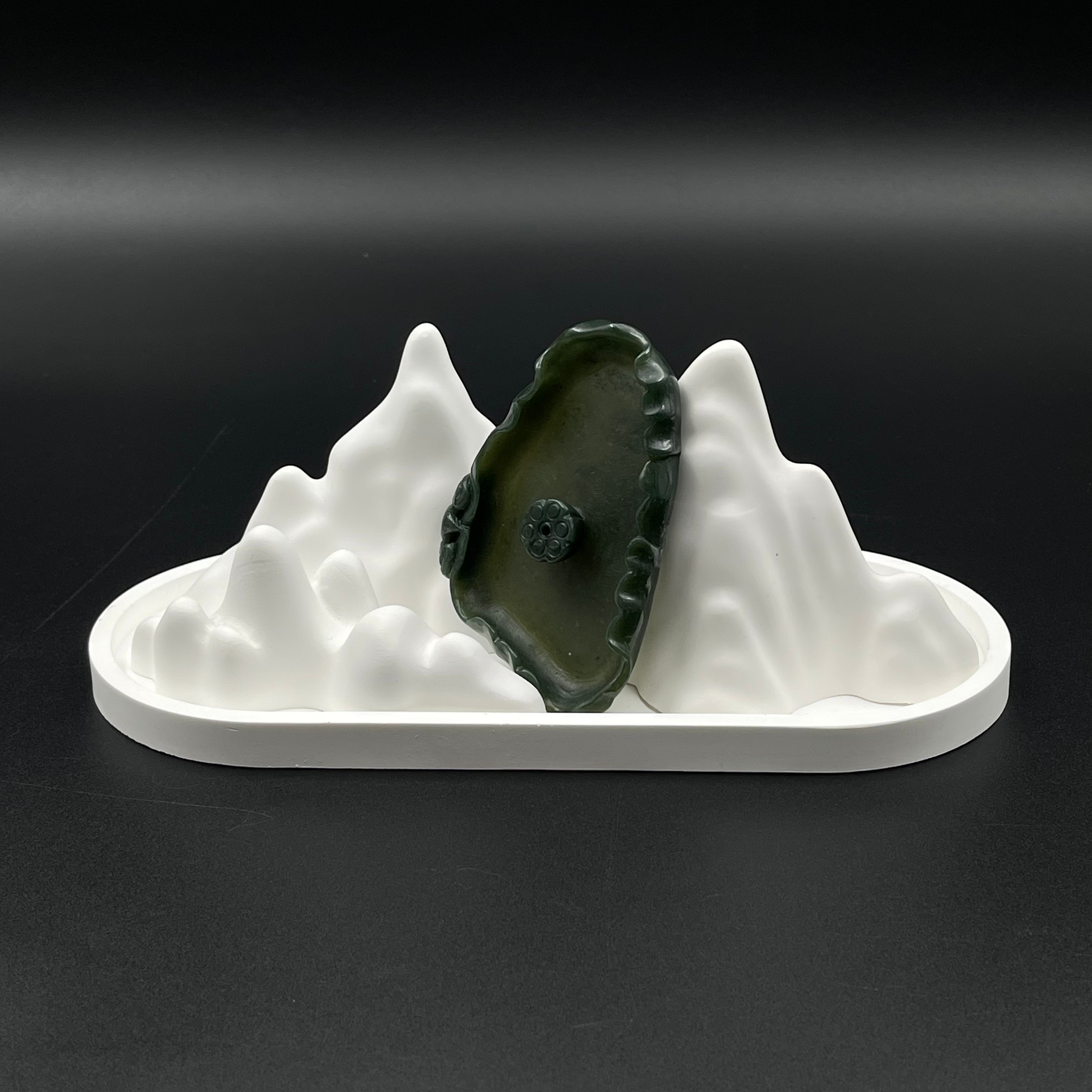 LOT.6和田玉荷塘清趣笔洗/596734