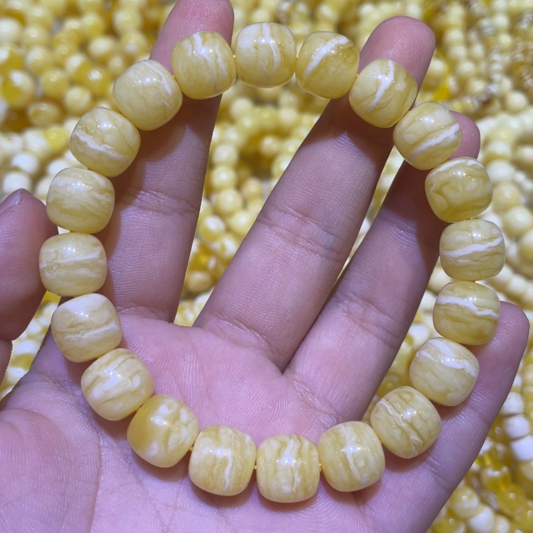 蜜蜡未镶嵌珠宝奇石11m