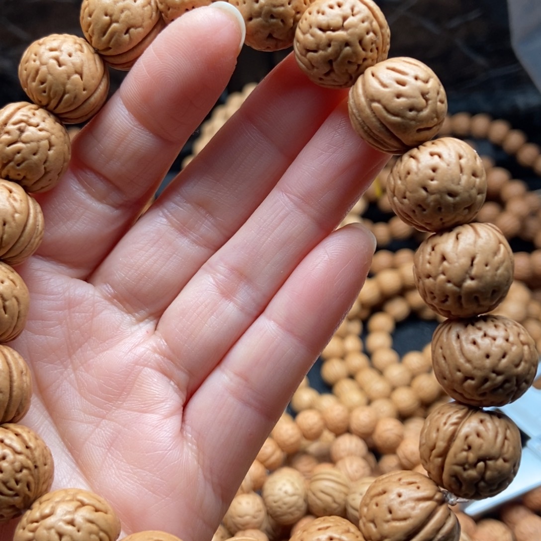 桃核手串金丹肌肉纹16尺