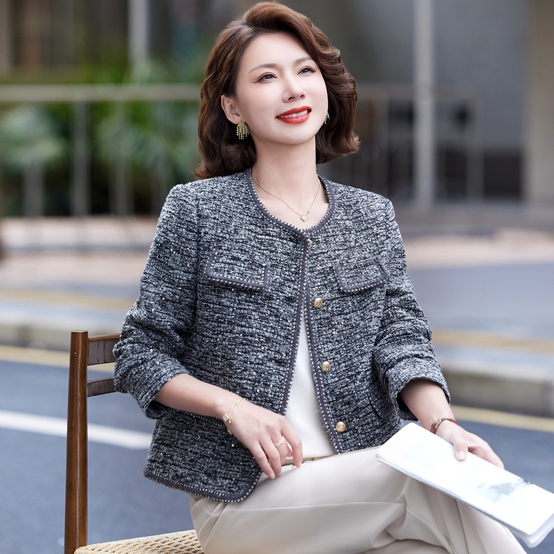 新款秋季小香风外套时尚减龄妈妈装圆领宽松大码中年女装短款