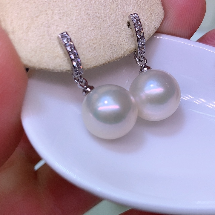 银S925镶嵌耳饰淡水珍珠