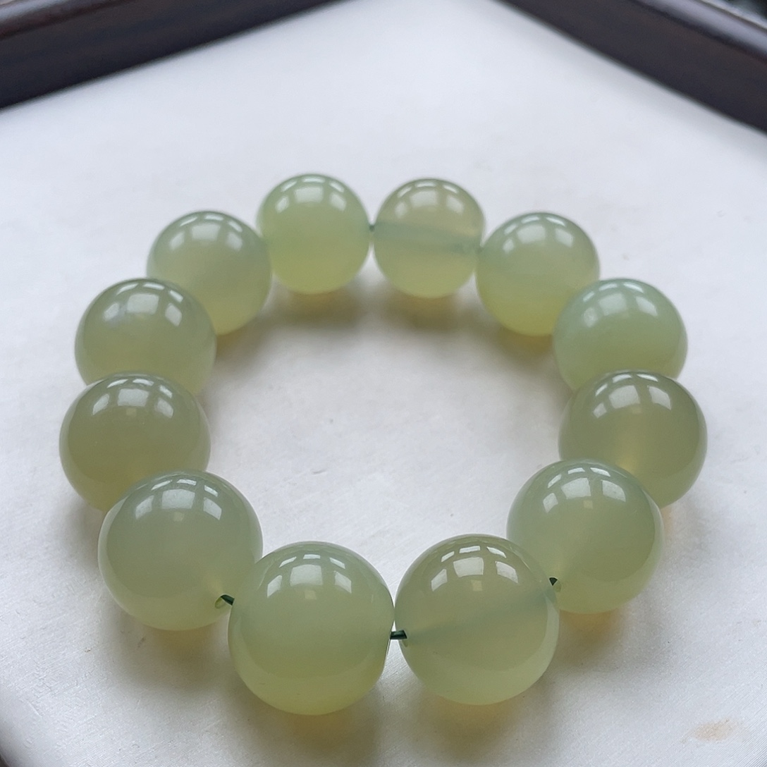 蛇纹石玉未镶嵌手链