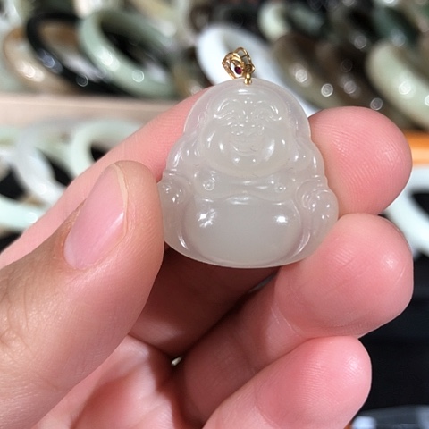 和田玉颈饰18K金镶嵌