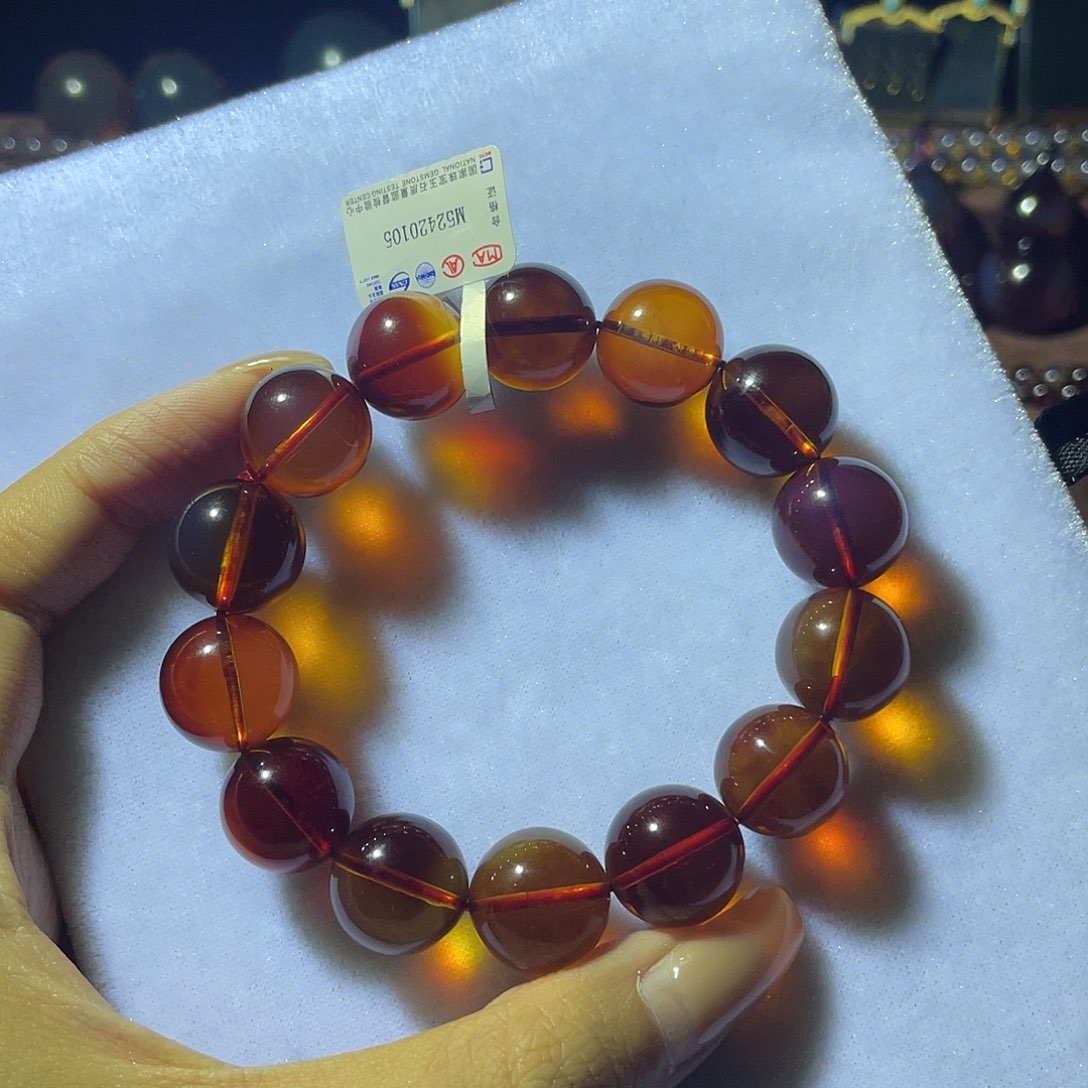 蓝珀珠宝奇石未镶嵌不***谁