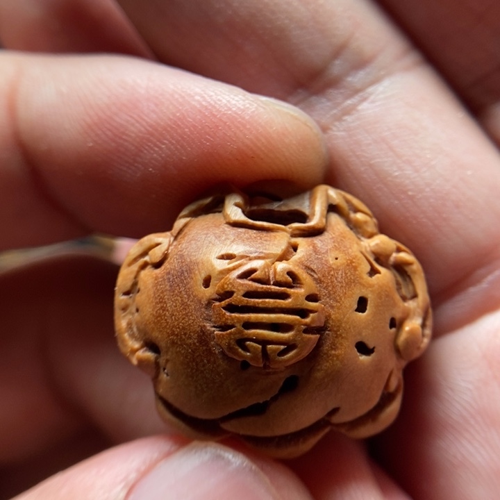 桃核纯手工福寿锁