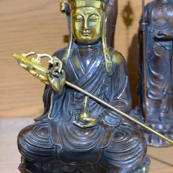 铜器摆件收收藏藏