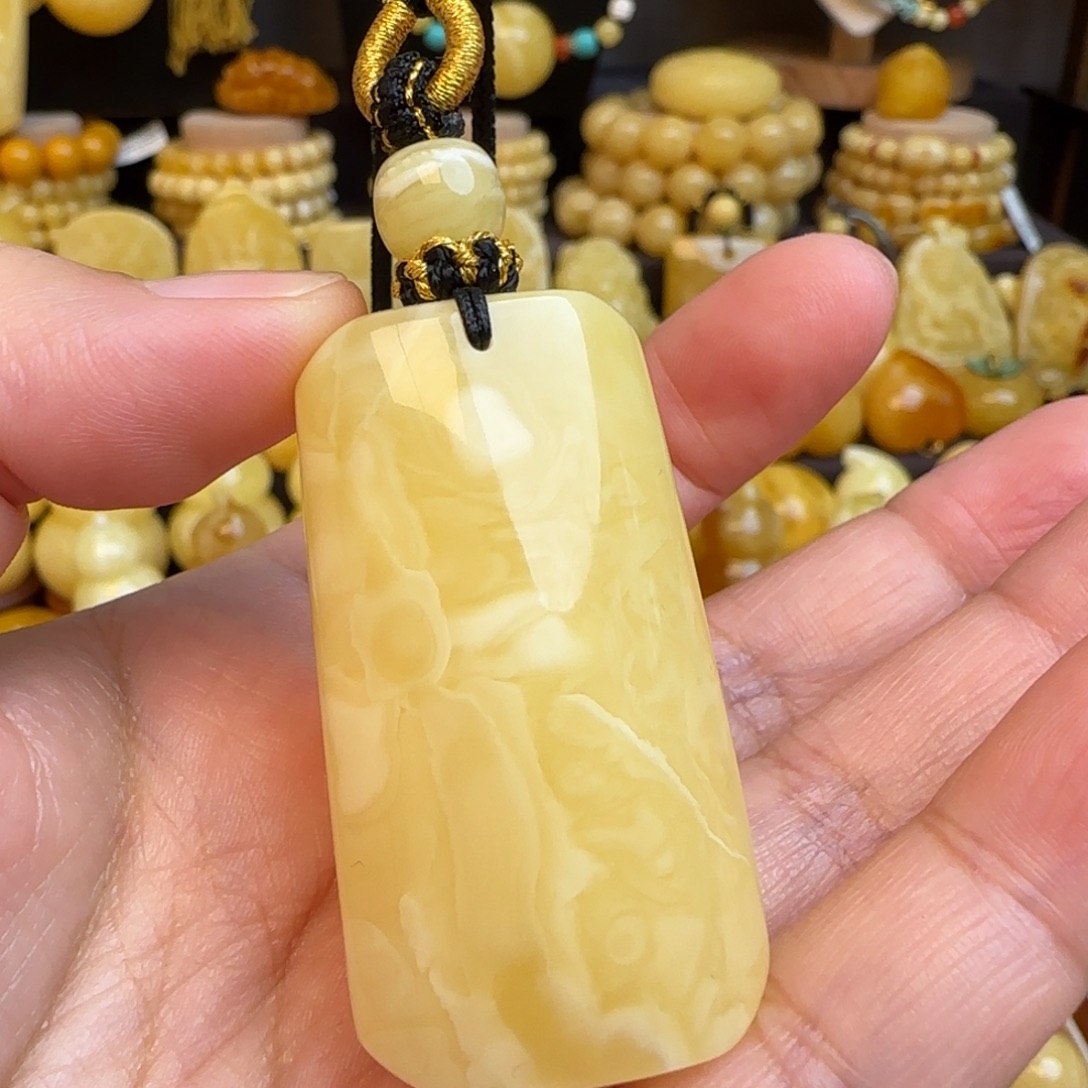 琥珀未镶嵌套链天然俄料浓蜡妖花蜜蜡无事牌