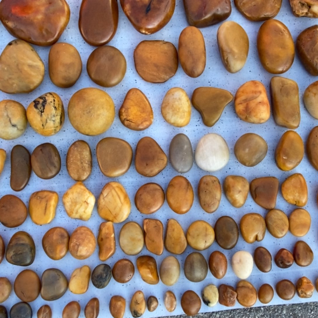 石英质玉（黄龙玉）合金颈饰