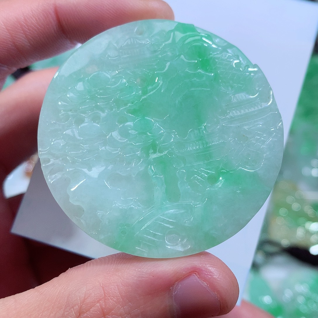 翡翠颈饰未镶嵌缅甸翡翠