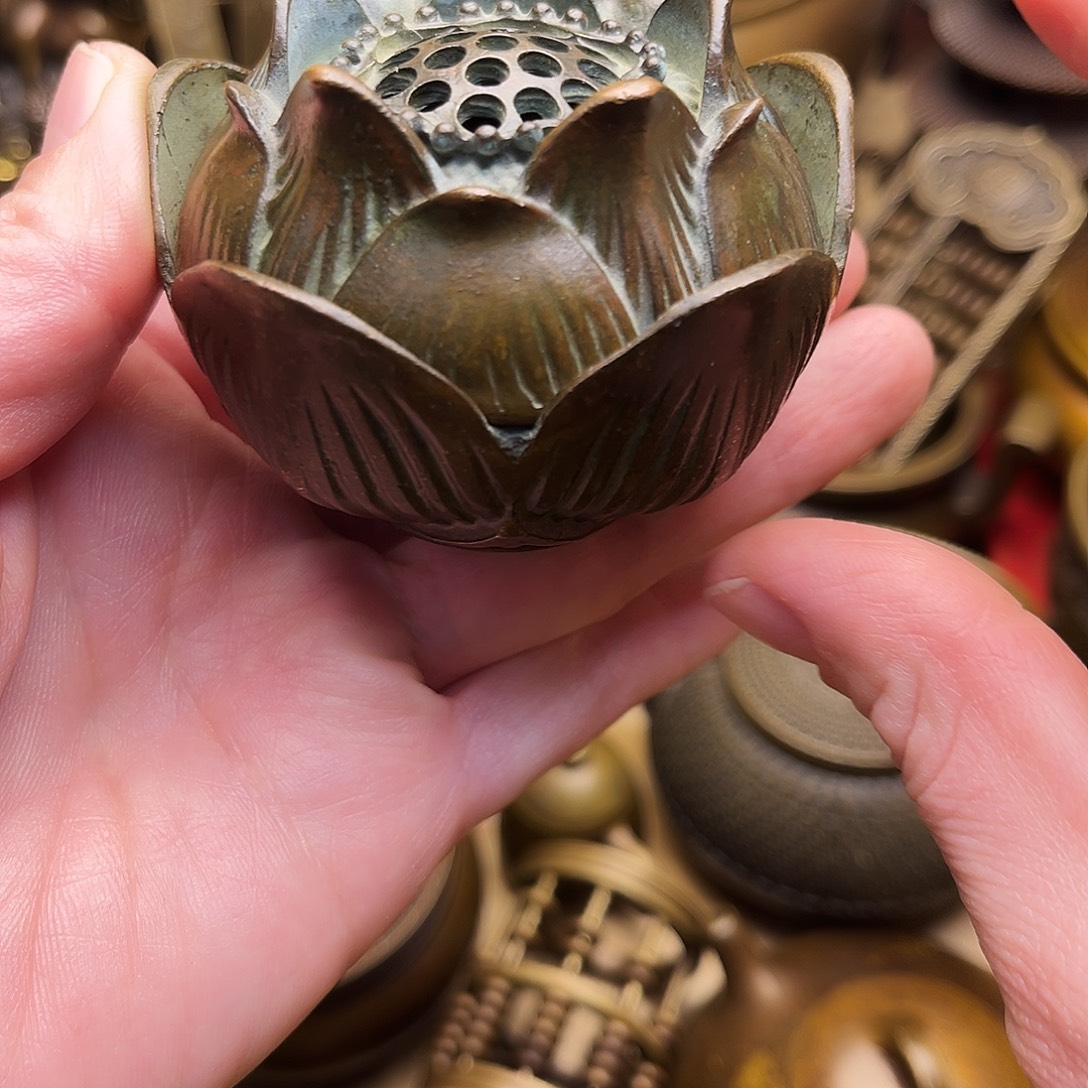 精美铜器点击购买