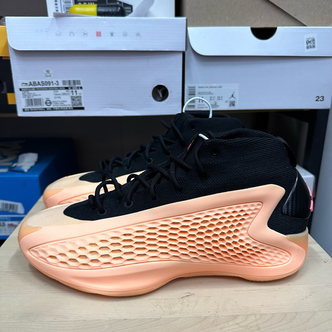 41码/爱德华兹 橙色/52174 95/篮球鞋/无原盒/