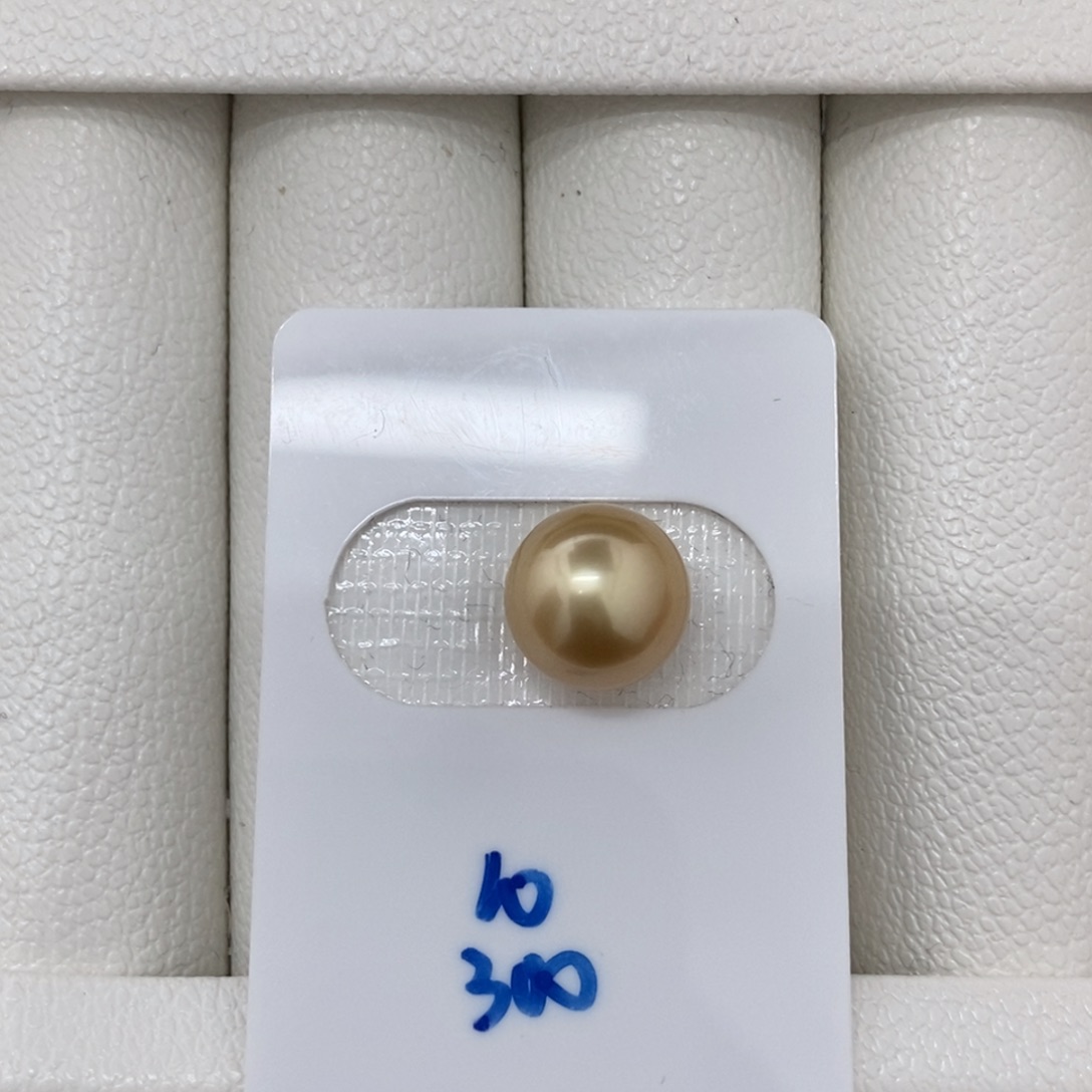 ****定制海水珍珠未镶嵌裸珠金珠10.5mm