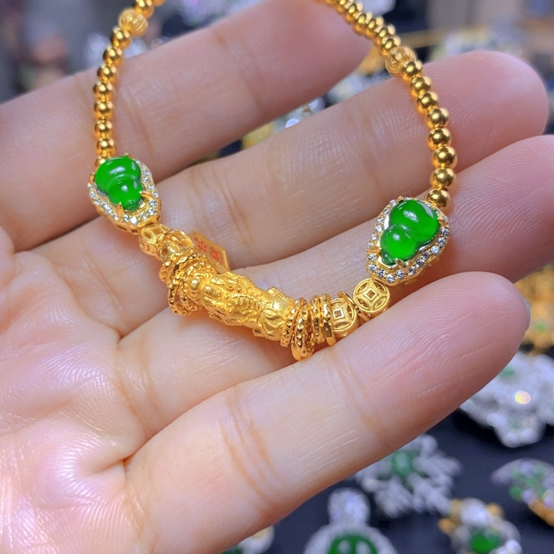 翡翠耳钉银S925镶嵌天然翡翠