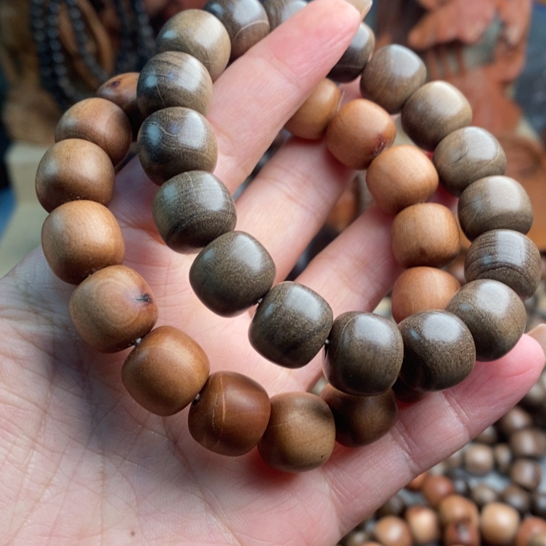 记***心檀香木手串/手链老山檀大瑕疵12/132条