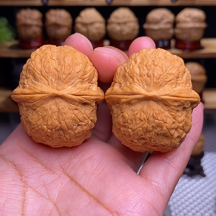 文玩核桃吊坠金丝绣球14