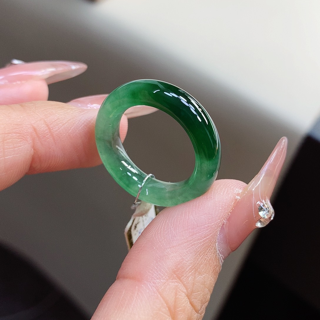 翡翠未镶嵌戒指15号