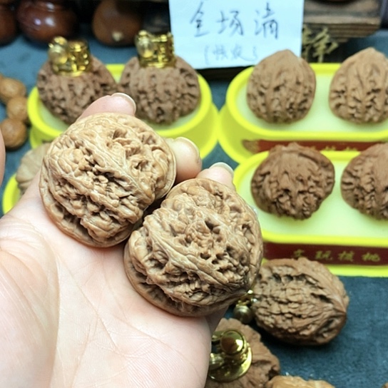 【闪购商品】文玩核桃把件孙*胜粗筋核桃