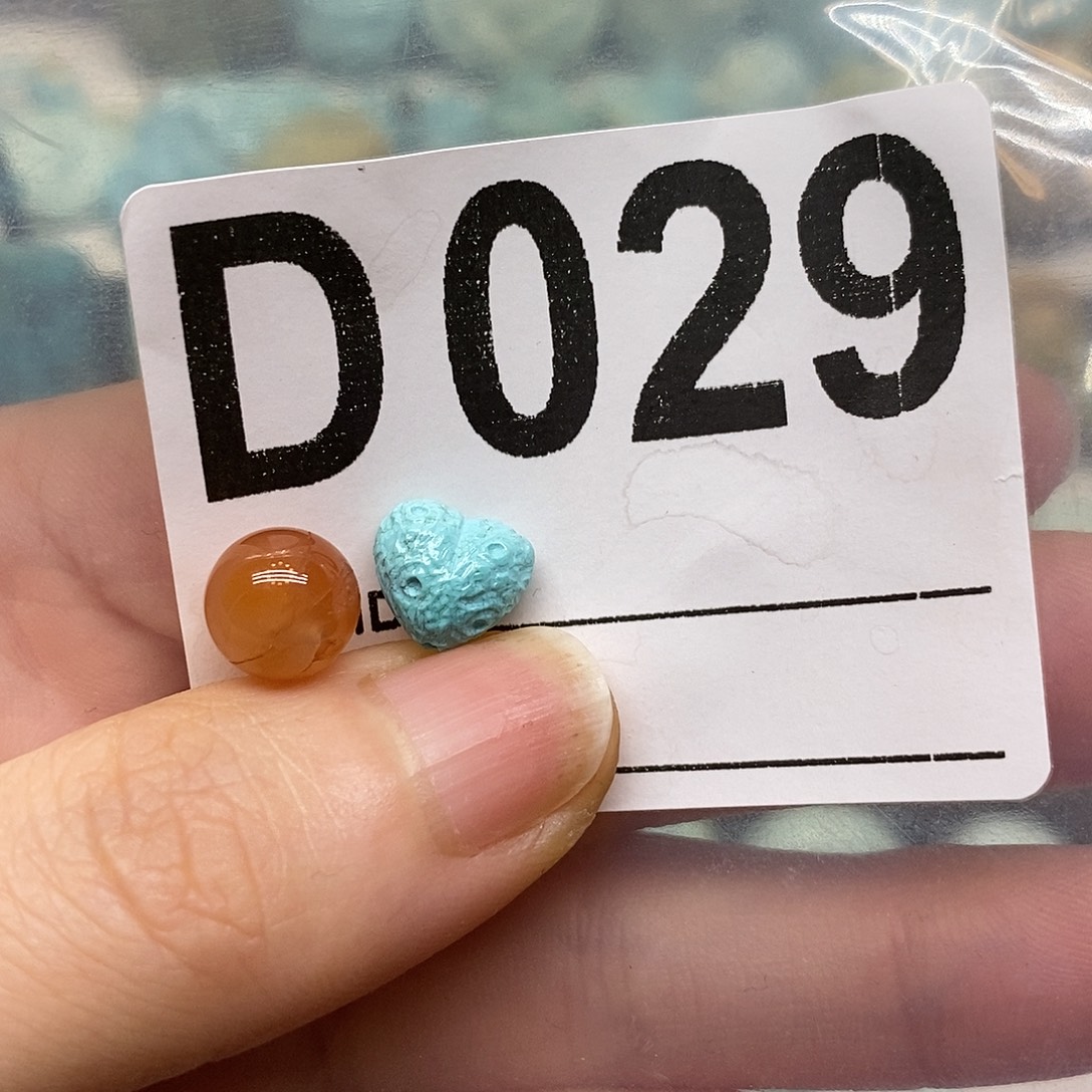 南红玛瑙未镶嵌珠宝奇石