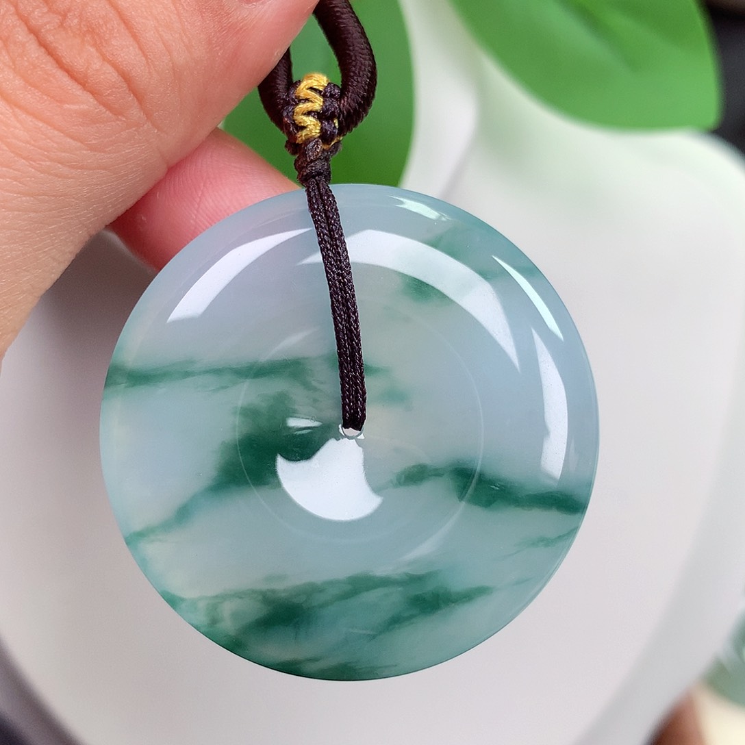 颈饰未镶嵌翡翠平安扣 38.4x5.8mm