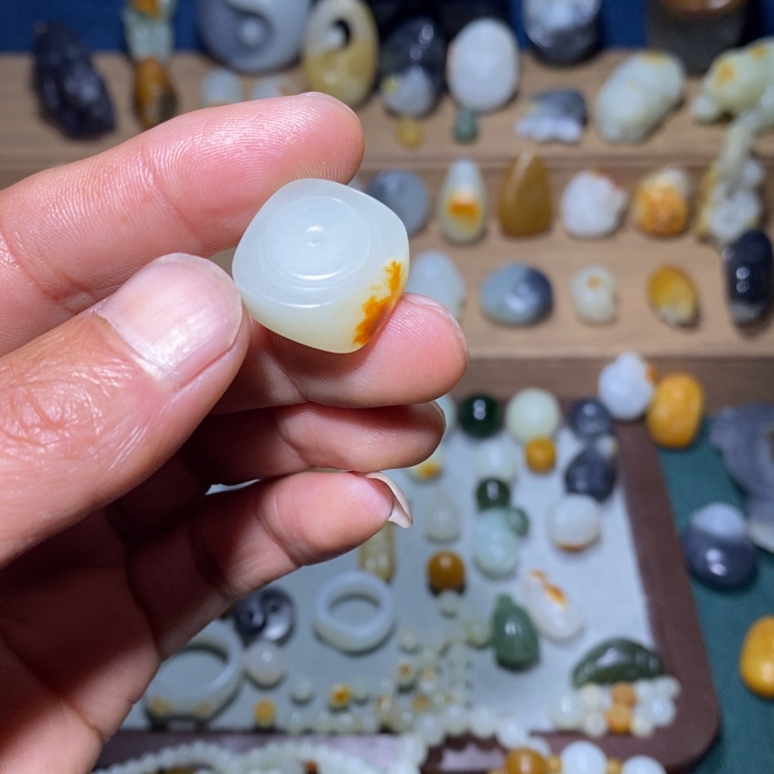 和田玉吊坠(不含链)未镶嵌