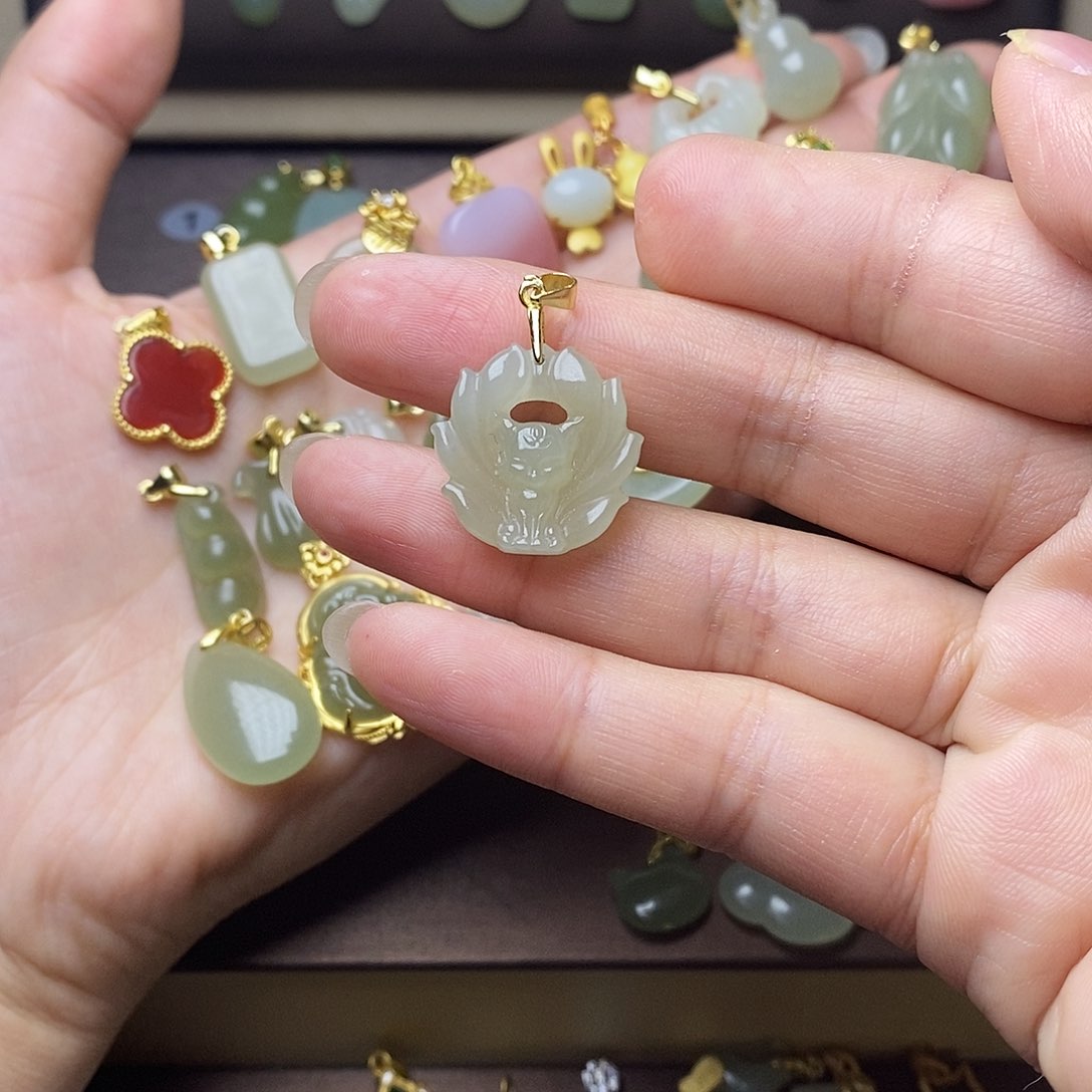 和田玉颈饰银S925镶嵌